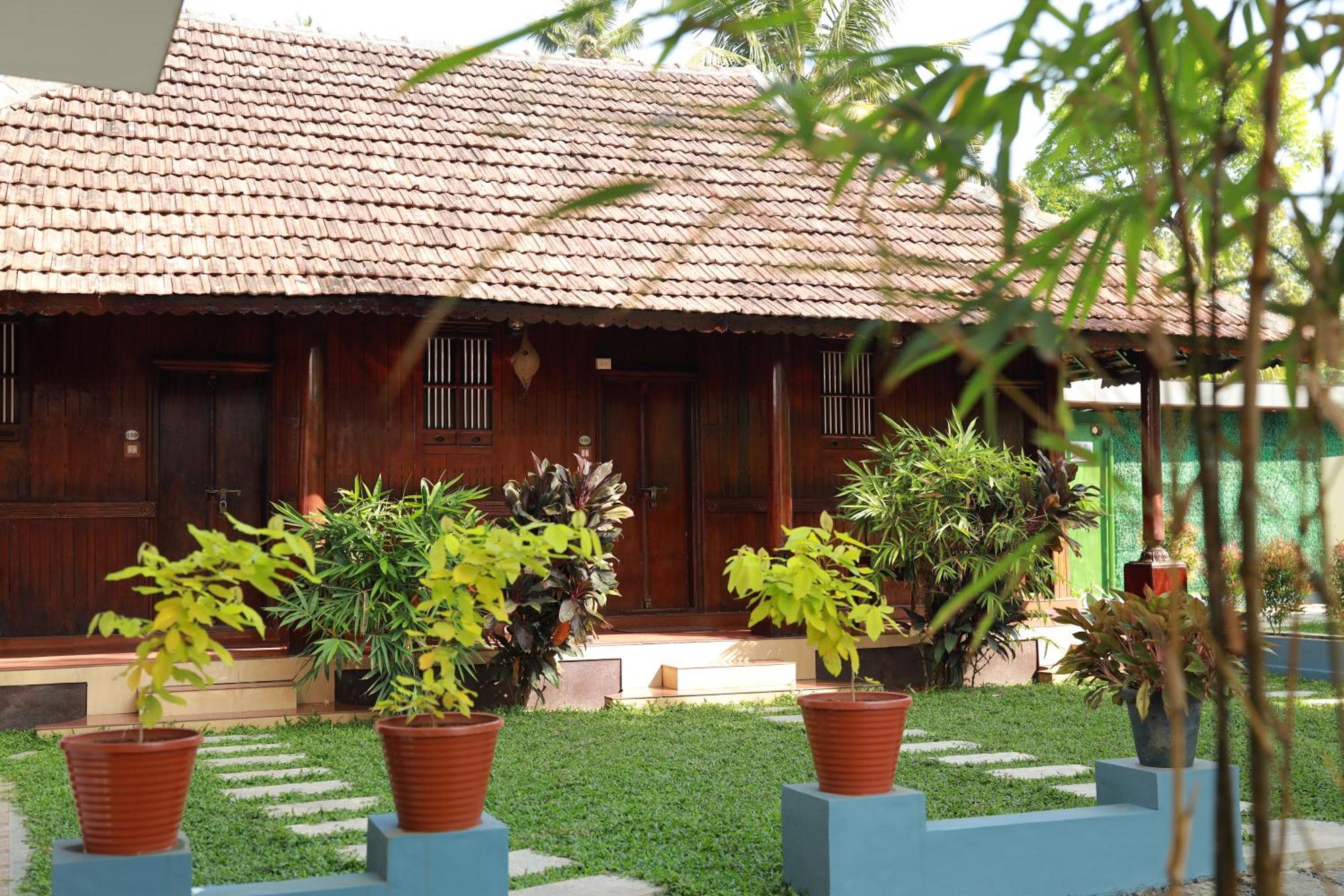 Cherai Beach Palace エクステリア 写真